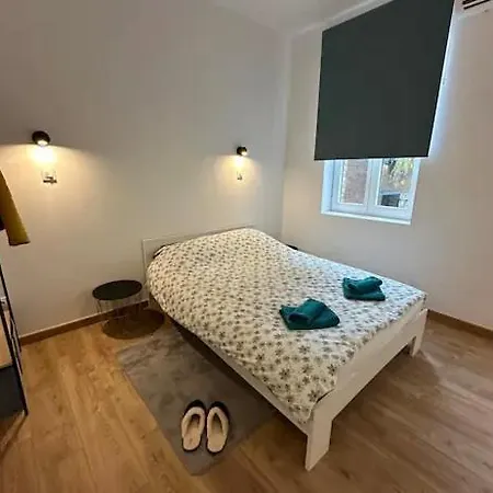 2 Route Abbeville , Apartmán *